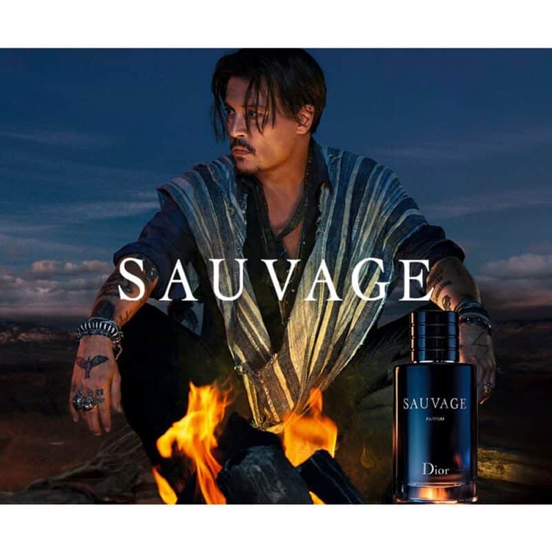 Dior Sauvage perfume visual con botella y Johnny Depp - Perfumería Digi-markets